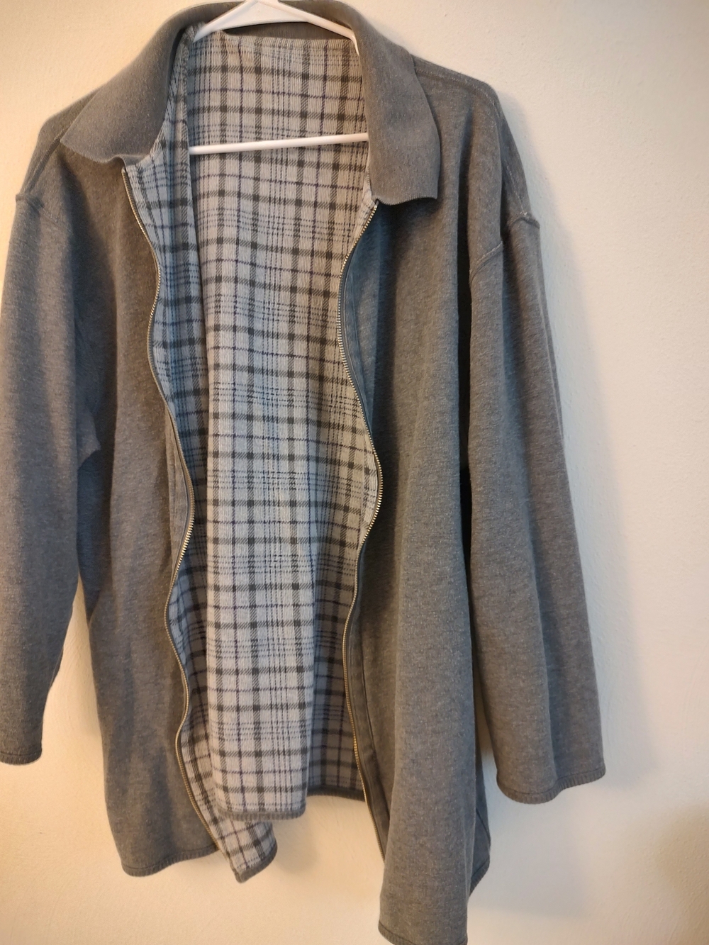 Classic Women's Zip-Front Jacket in Gray